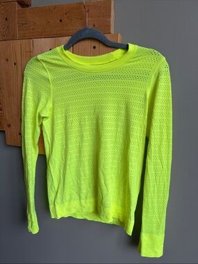 Lululemon Swiftly Breathe Long Sleeve